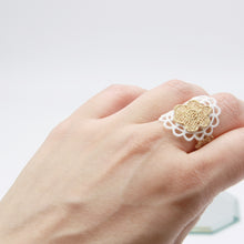Load image into Gallery viewer, White lace and gold floral ring