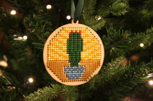 Load image into Gallery viewer, Cross Stitch DIY Kit – Cactus set of 3