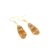 Load image into Gallery viewer, Butterfly drop earrings 02