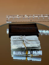 Load image into Gallery viewer, Door carpet, newspapers set: Dollhouse decoration, Mini house, Miniature toys
