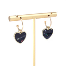 Load image into Gallery viewer, Black heart resin earrings
