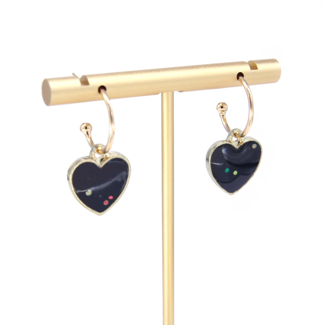 Black heart resin earrings