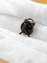 Load image into Gallery viewer, Dollhouse Tiny clock, Miniature décor
