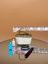 Load image into Gallery viewer, Dollhouse toys, Miniature toys, Mini basket set
