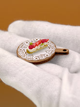 Load image into Gallery viewer, Strawberry cake, cocktail set
