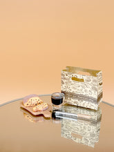 Load image into Gallery viewer, Dollhouse bakery, mini bread and bread paper bag, Miniature food set 2
