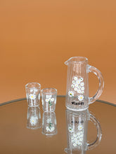 Load image into Gallery viewer, Dollhouse glassware, Daisy glass jar and glasses, Mini kitchenware

