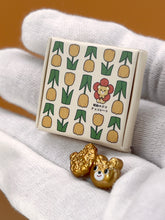 Load image into Gallery viewer, Bear box set: Dollhouse chocolate box, miniature gifts
