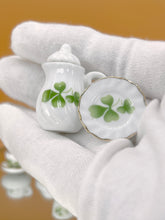 Load image into Gallery viewer, Tea set 2 – Leaves
