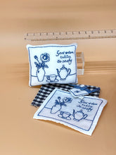 Load image into Gallery viewer, Dollhouse embroidery cushion, Towel Napkin and Placemat set - Flower vase
