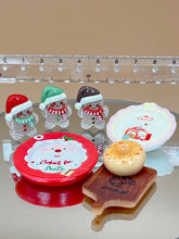 Load image into Gallery viewer, Christmas plate set: Dollhouse drink, Tiny gingerbread-man, Mini donut set
