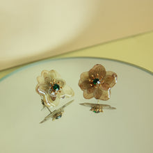 Load image into Gallery viewer, Petal flower statement resin stud earrings

