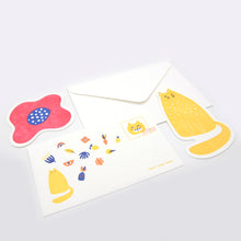 Load image into Gallery viewer, Letterpress printing cat and flower card with envelope
