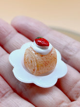 Load image into Gallery viewer, Santa cake set: Miniature Food Set: Dollhouse Christmas Decoration
