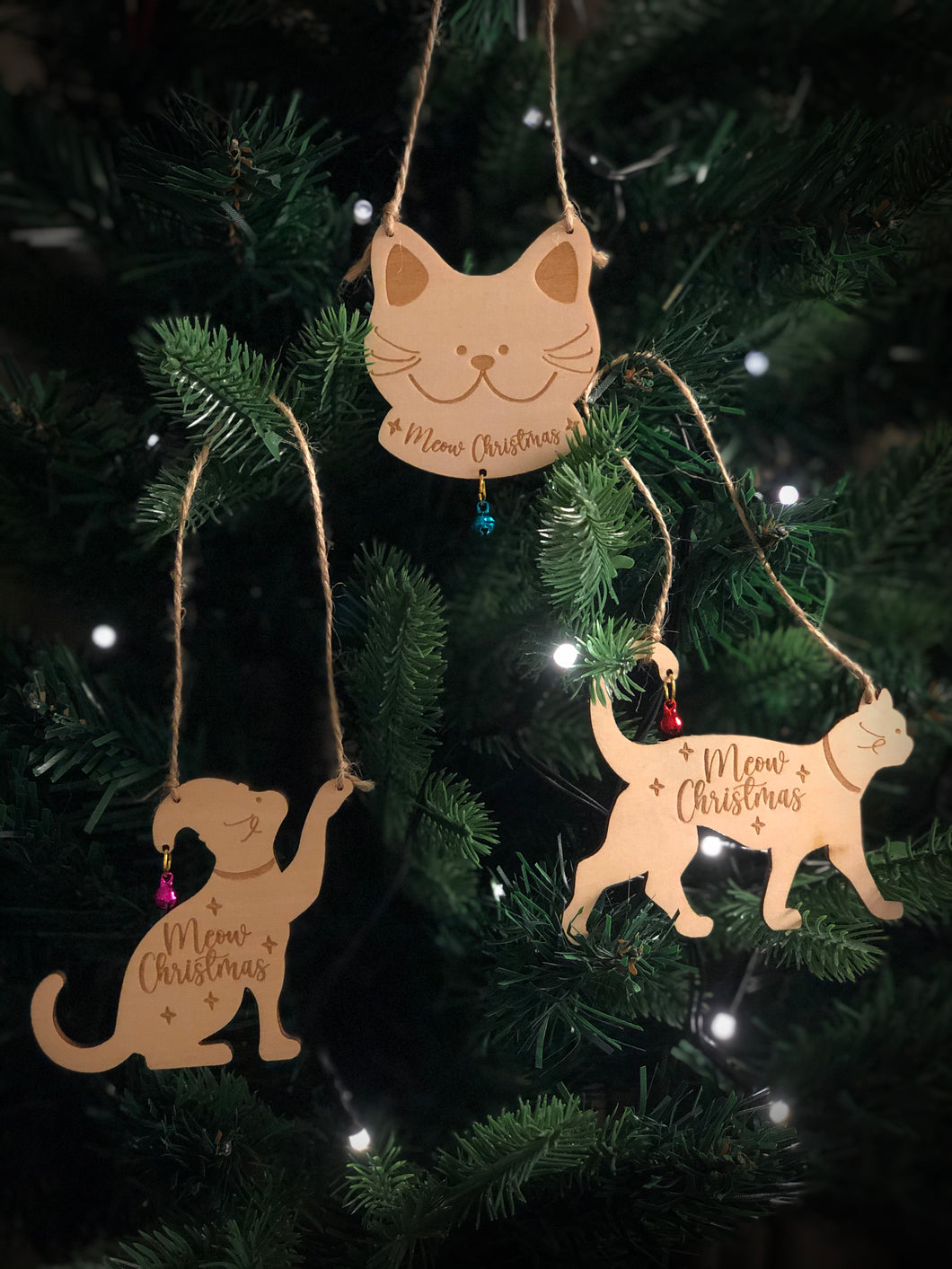 Cat with Christmas bell ornament (Set of 3)
