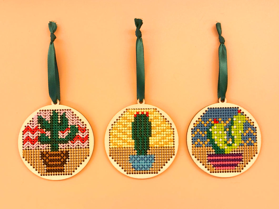 Cross Stitch DIY Kit – Cactus set of 3