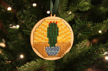 Load image into Gallery viewer, Cross Stitch DIY Kit – Cactus set of 3
