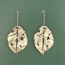 Load image into Gallery viewer, Gold leaf flat earrings
