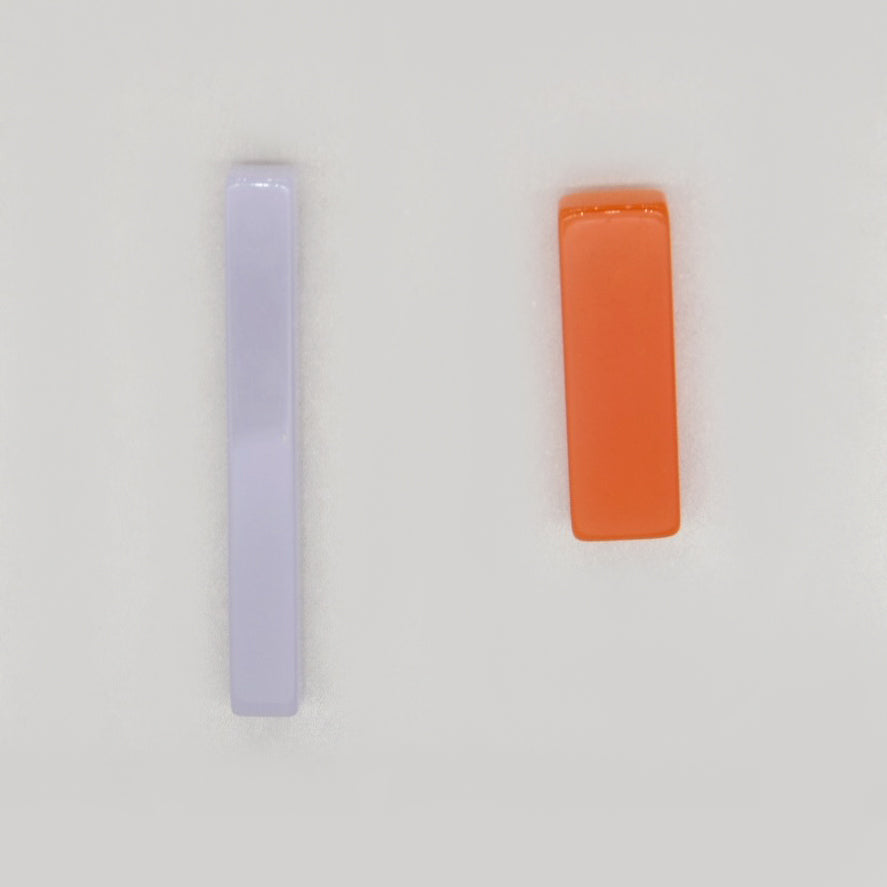 Acrylic rectangle stud earrings - Grey and orange