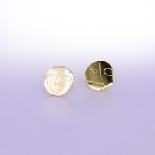 Load image into Gallery viewer, Abstract face stud earrings

