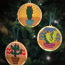Load image into Gallery viewer, Cross Stitch DIY Kit – Cactus set of 3
